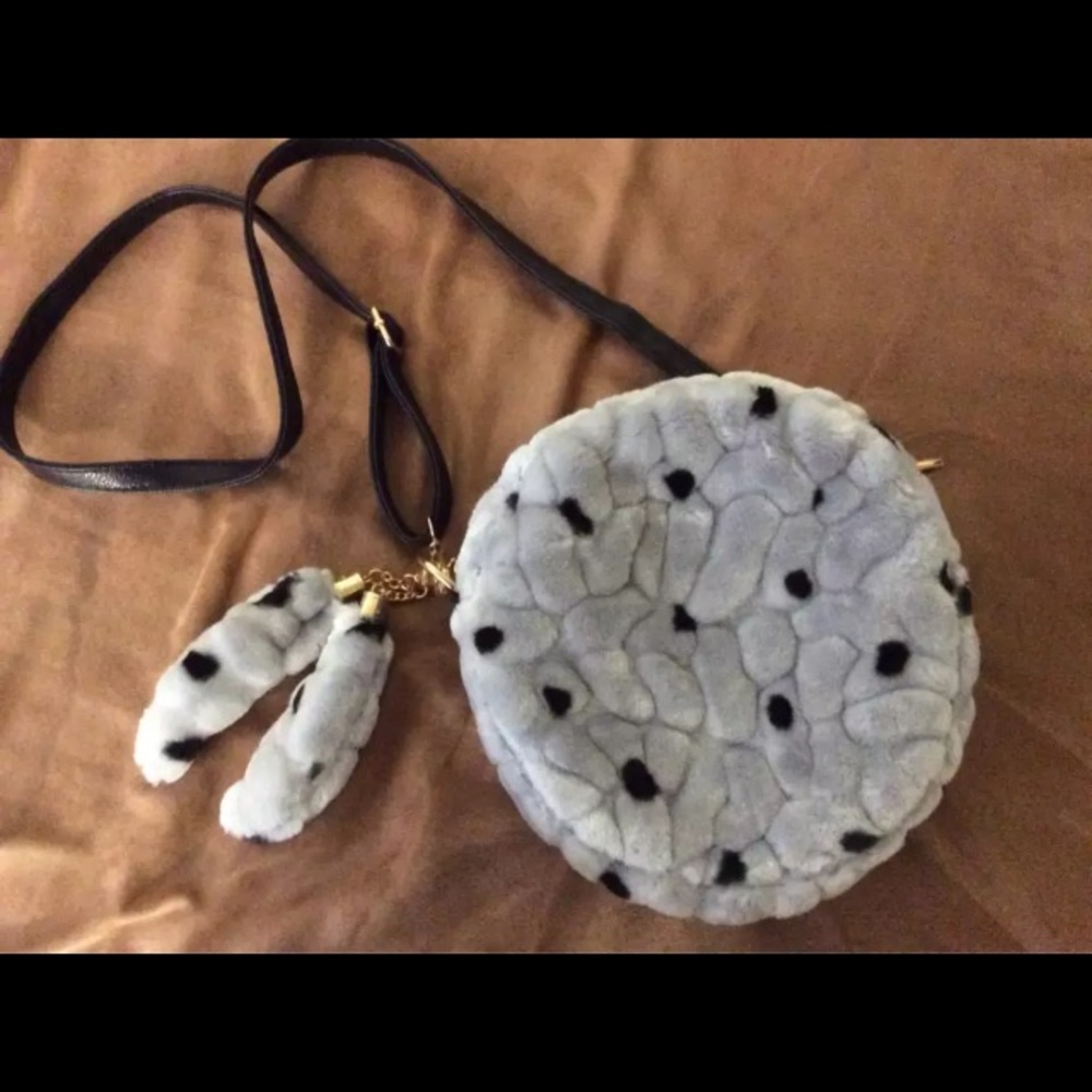 Fur Leopard Circle Crossbody Bag